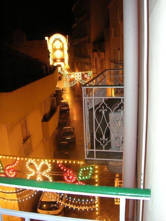 Casa Vacanze Trapani Via Merce エクステリア 写真